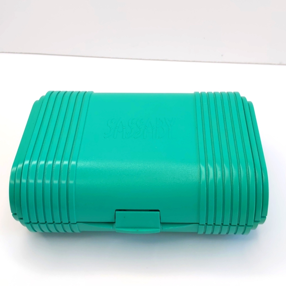 90s Sassaby Hardshell Cosmetic Case
